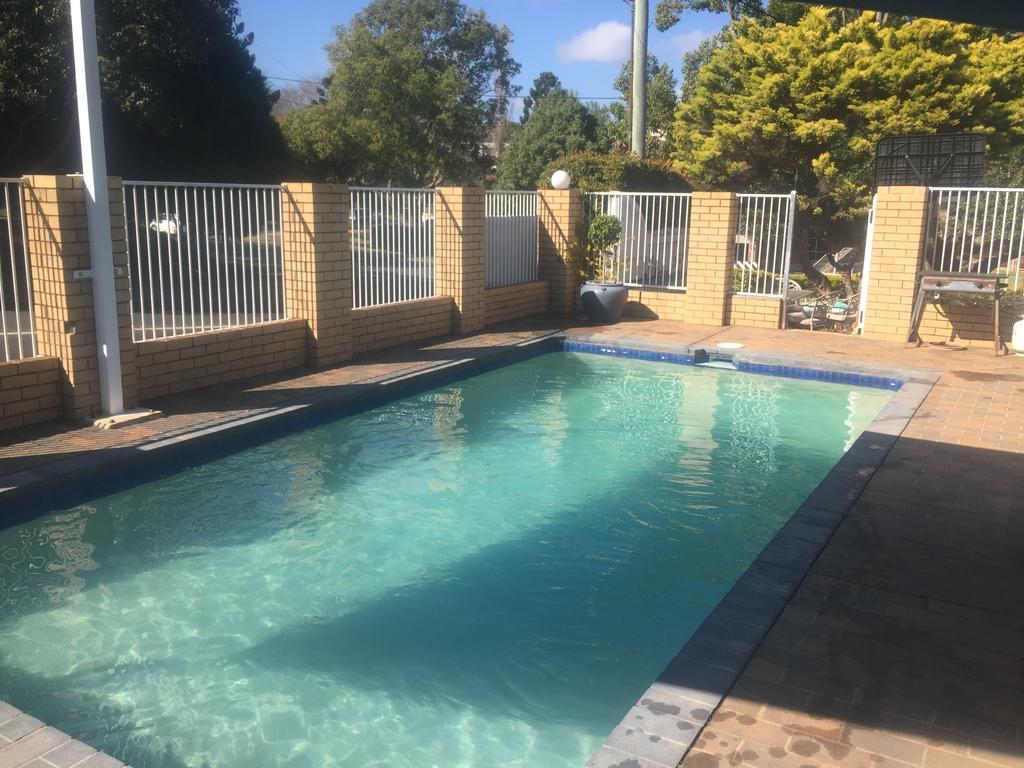 Blue Violet Motor Inn Toowoomba Exterior foto